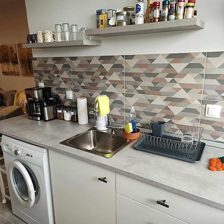 פטולמאידה Polys Apartment And Paraskevi Studio With View מראה חיצוני תמונה