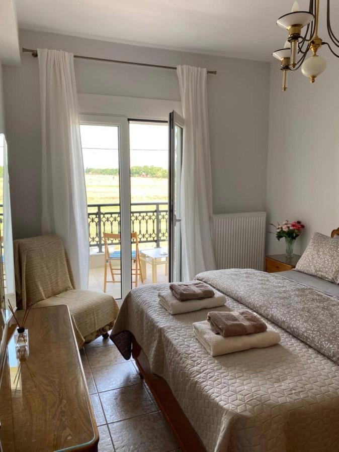 פטולמאידה Polys Apartment And Paraskevi Studio With View מראה חיצוני תמונה