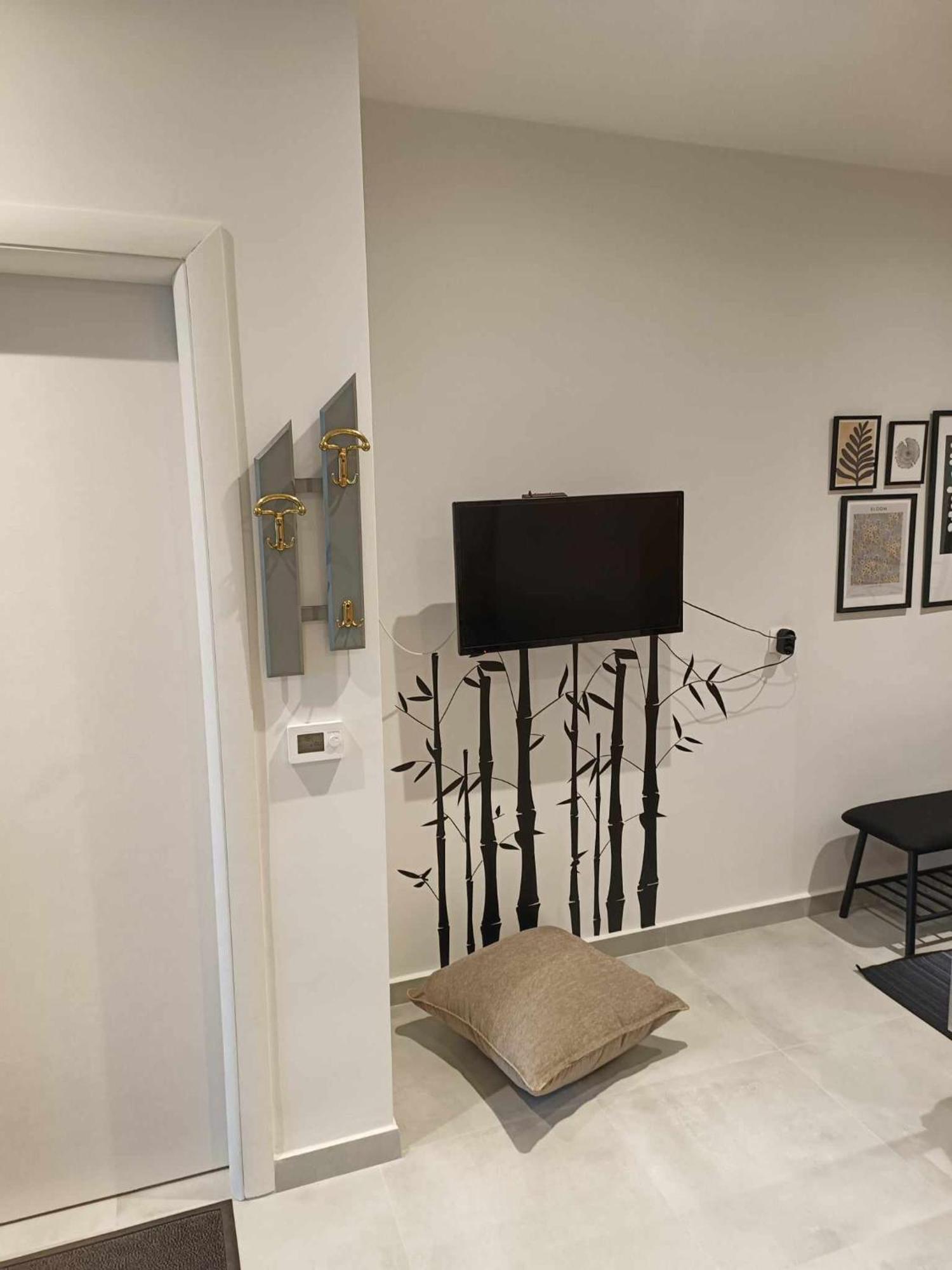 פטולמאידה Polys Apartment And Paraskevi Studio With View מראה חיצוני תמונה
