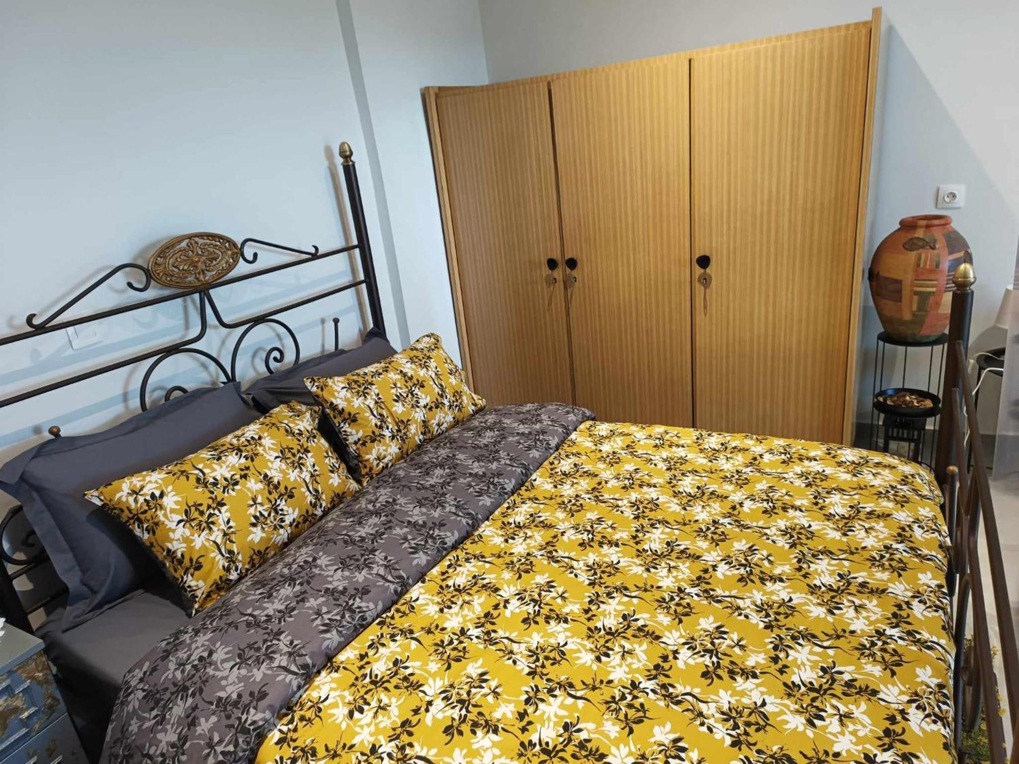 פטולמאידה Polys Apartment And Paraskevi Studio With View מראה חיצוני תמונה
